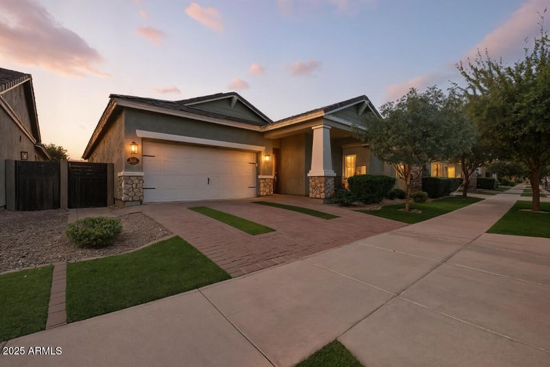 10324 E Naranja Ave, Mesa, AZ 85209