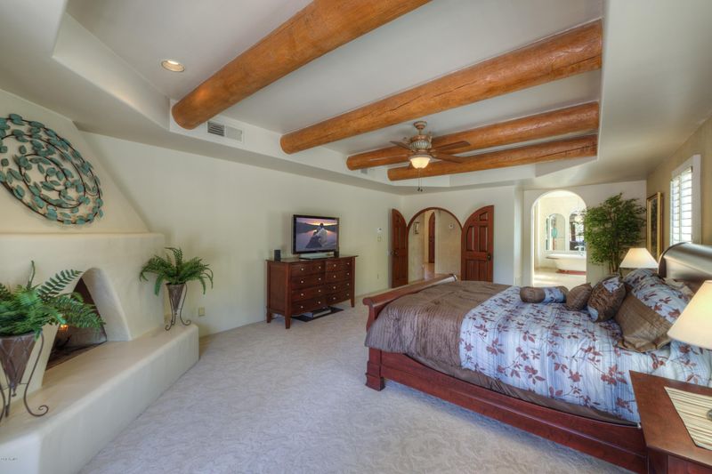 10324 N 48th Pl, Paradise Valley, AZ 85253