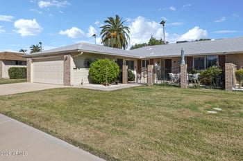 10324 W Desert Forest Cir, Sun City, AZ 85351