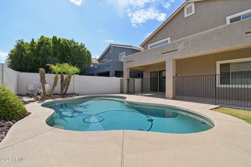 10328 Carlota Ln, Peoria, AZ 85383