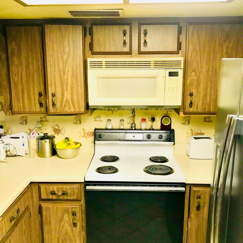 10328 W Calle De Plata --, Phoenix, AZ 85037