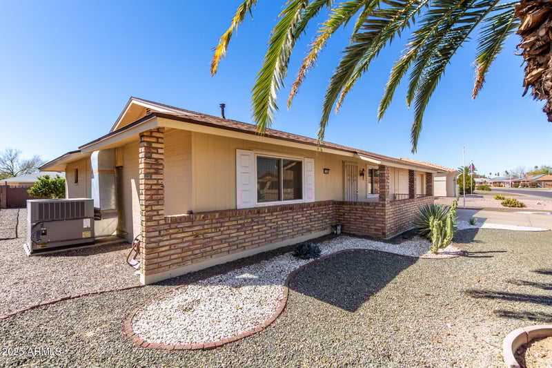 10329 Floriade Dr, Sun City, AZ 85351