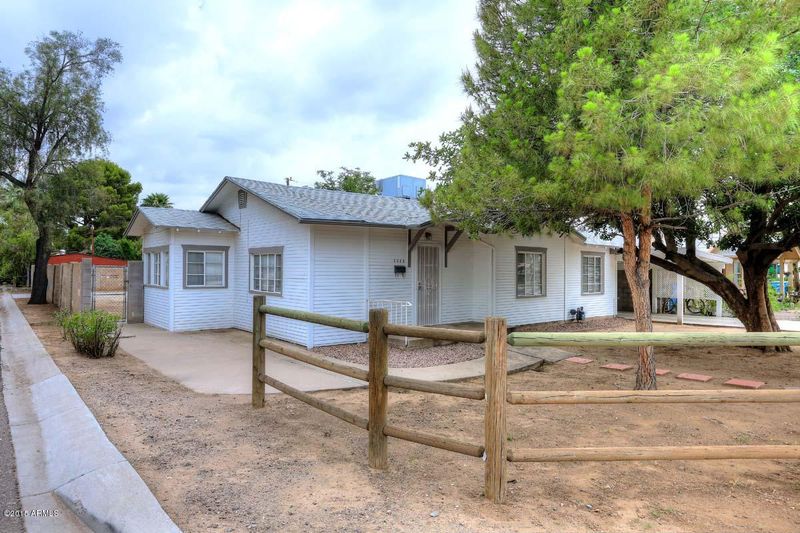 1033 E Meadowbrook Ave, Phoenix, AZ 85014