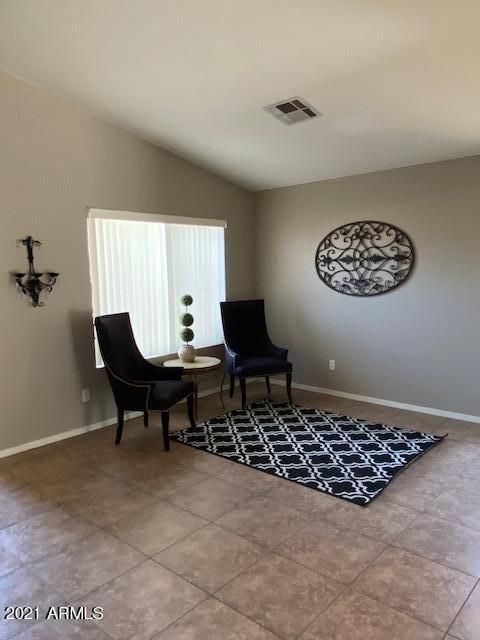 1033 E Yuma Ave, Apache Junction, AZ 85119
