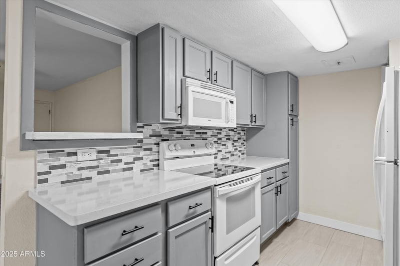 1033 Granite Reef Rd, Scottsdale, AZ 85257