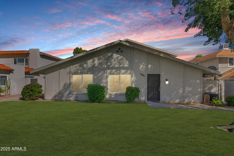 1033 Granite Reef Rd, Scottsdale, AZ 85257