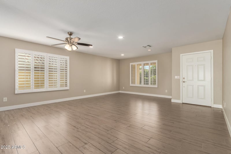 1033 Grenoble --, Mesa, AZ 85208