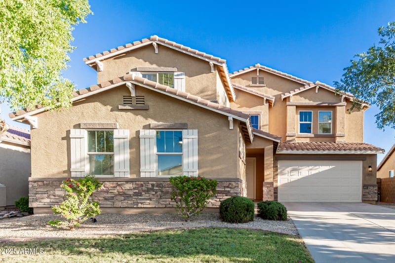 1033 Pasture Canyon Dr, San Tan Valley, AZ 85143