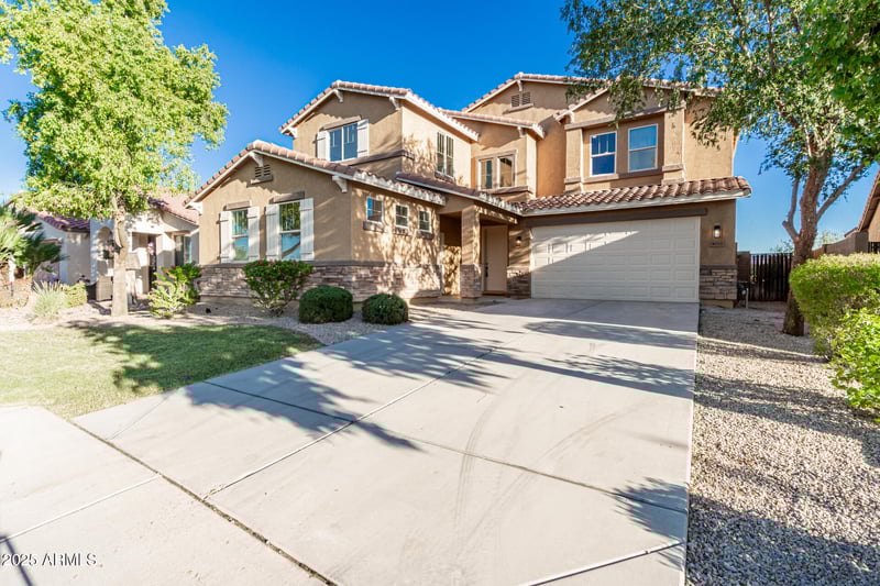 1033 Pasture Canyon Dr, San Tan Valley, AZ 85143