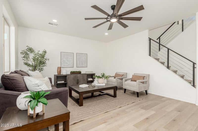 1033 Pasture Canyon Dr, San Tan Valley, AZ 85143