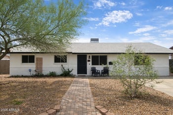 1033 Hickory St, Mesa, AZ 85201