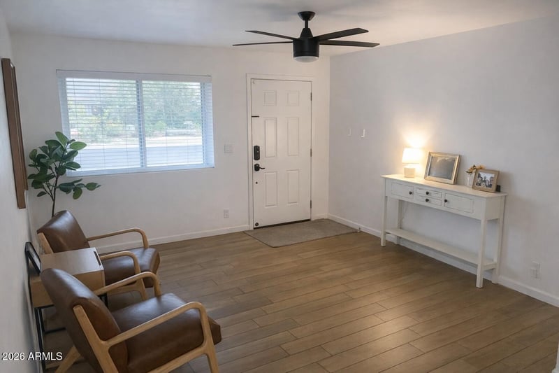 1033 Hickory St, Mesa, AZ 85201