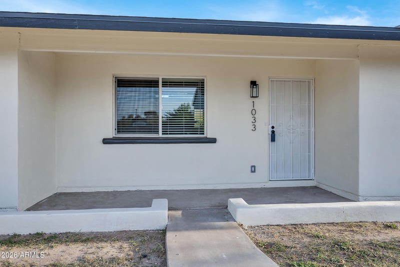 1033 Rio Salado Pw, Mesa, AZ 85201