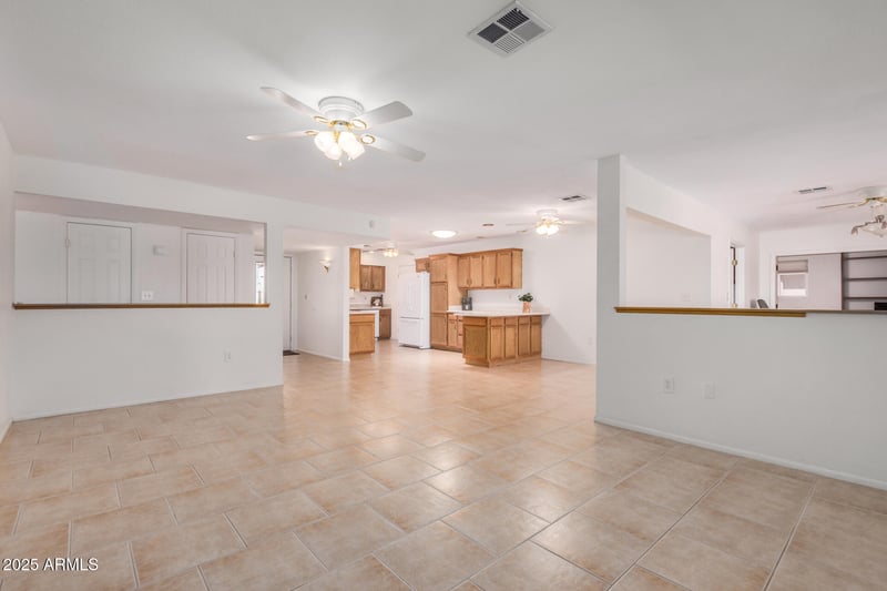 10330 Cameo Dr, Sun City, AZ 85351