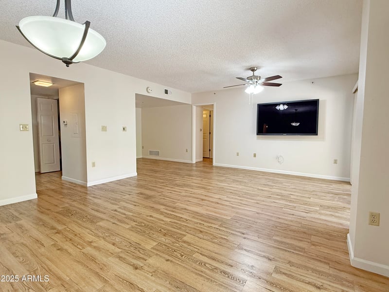 10330 Thunderbird Blvd #A125, Sun City, AZ 85351