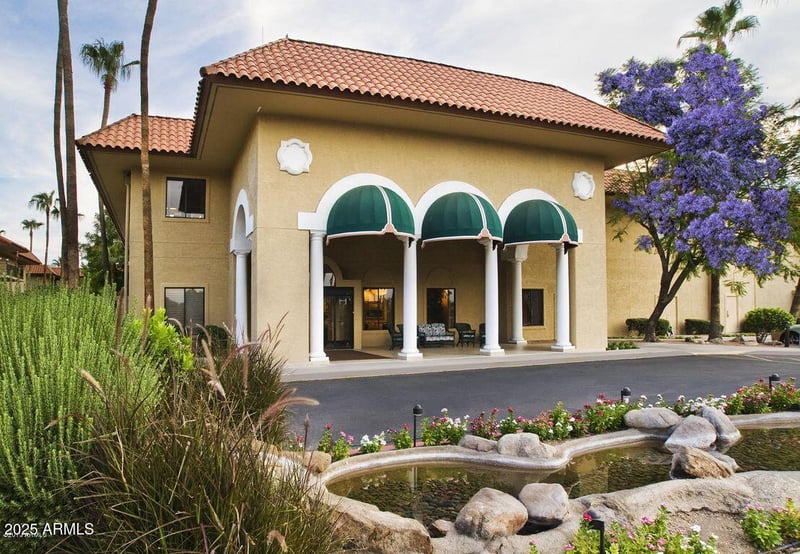 10330 Thunderbird Blvd #A207, Sun City, AZ 85351