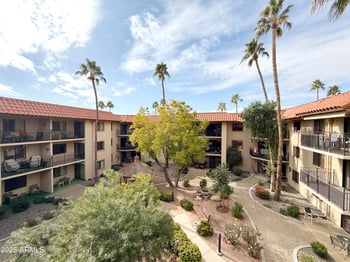 10330 Thunderbird Blvd #A304, Sun City, AZ 85351
