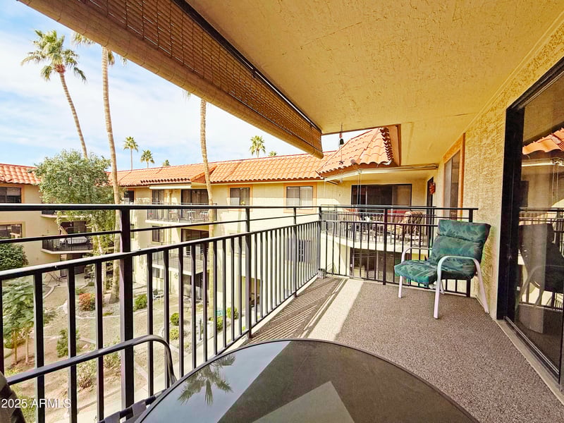 10330 Thunderbird Blvd #A304, Sun City, AZ 85351