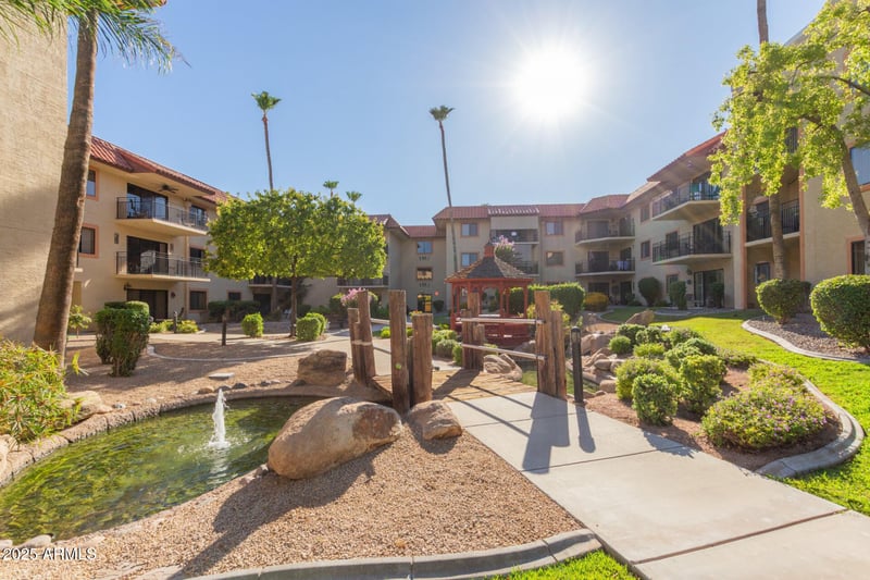10330 Thunderbird Blvd #A308, Sun City, AZ 85351