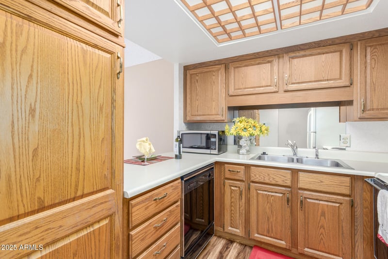 10330 Thunderbird Blvd #A308, Sun City, AZ 85351