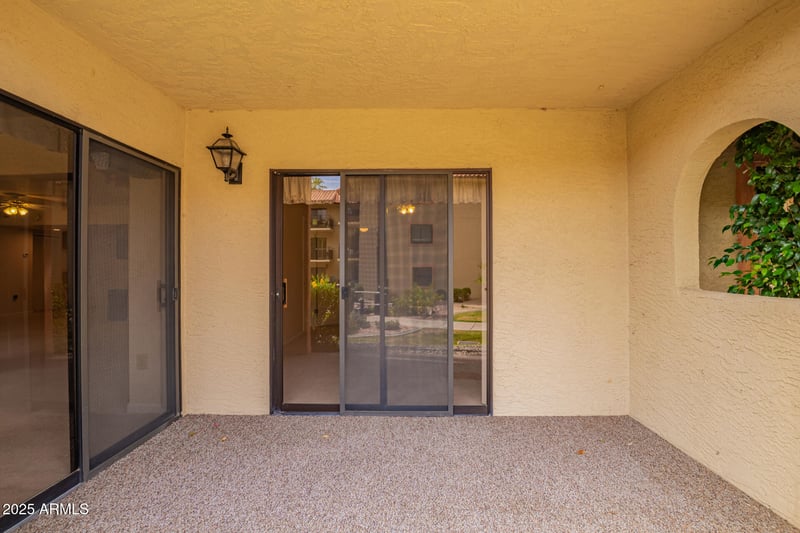 10330 Thunderbird Blvd #B103, Sun City, AZ 85351