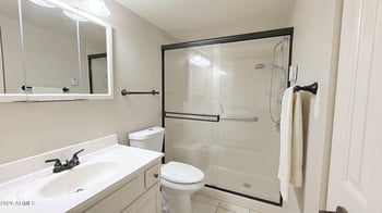 10330 Thunderbird Blvd #B203, Sun City, AZ 85351