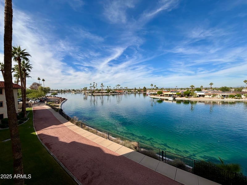 10330 Thunderbird Blvd #B316, Sun City, AZ 85351