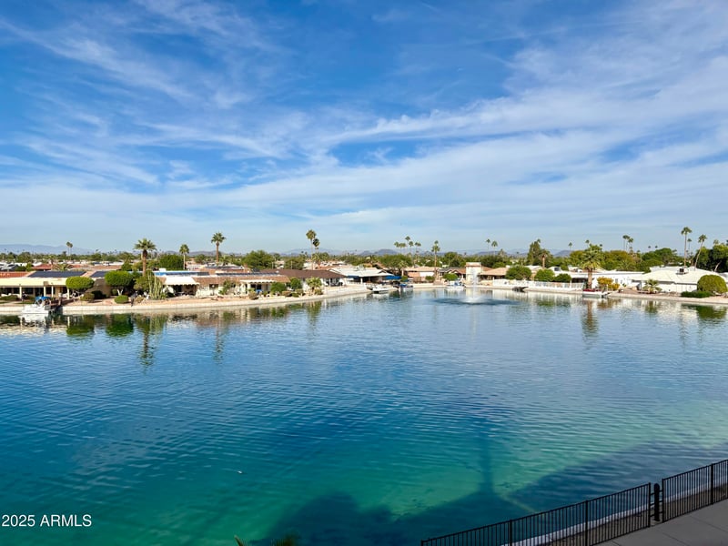 10330 Thunderbird Blvd #B316, Sun City, AZ 85351