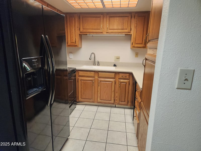 10330 Thunderbird Blvd #C103, Sun City, AZ 85351