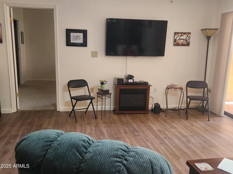 10330 Thunderbird Blvd #C103, Sun City, AZ 85351
