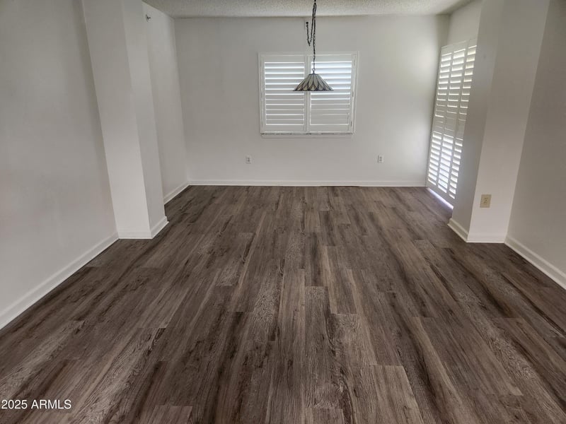 10330 Thunderbird Blvd #C104, Sun City, AZ 85351