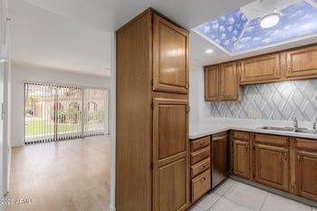 10330 Thunderbird Blvd #C109, Sun City, AZ 85351