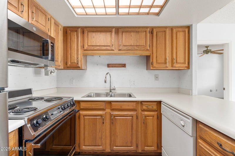10330 Thunderbird Blvd #C119, Sun City, AZ 85351