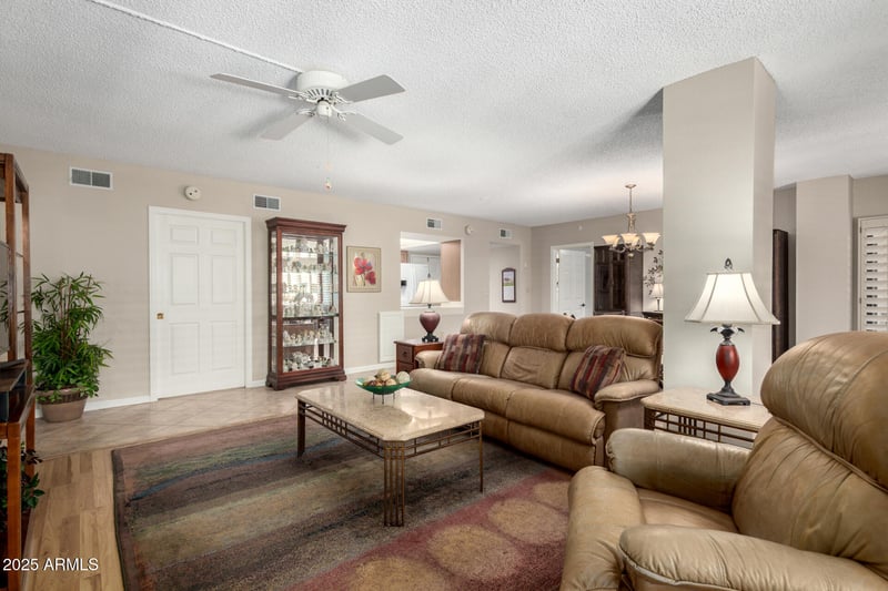 10330 Thunderbird Blvd #C207, Sun City, AZ 85351