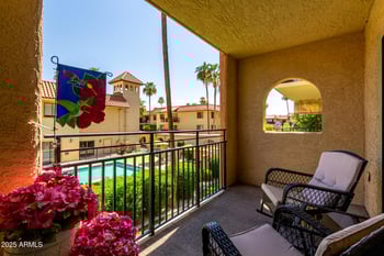 10330 Thunderbird Blvd #C207, Sun City, AZ 85351