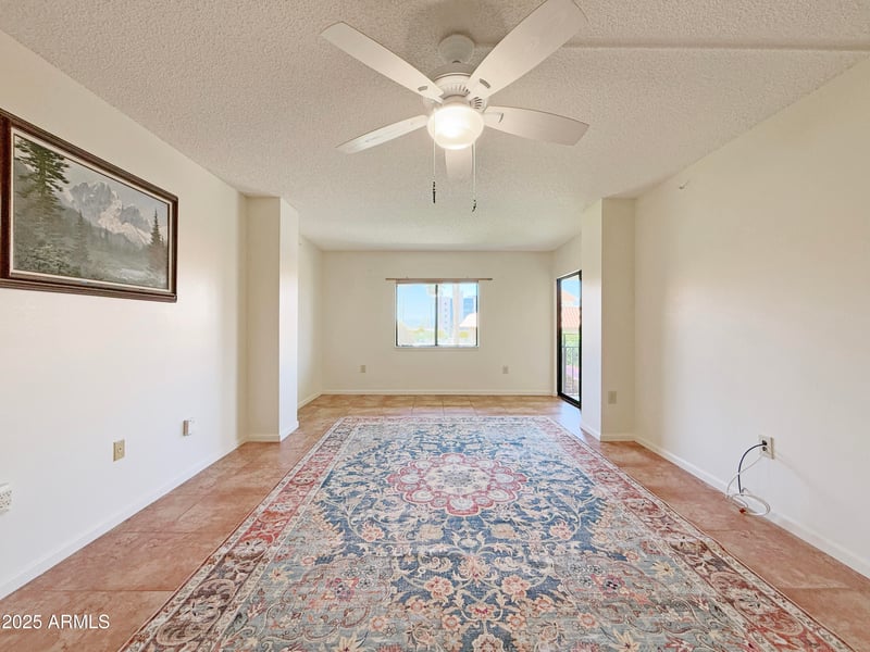 10330 Thunderbird Blvd #C304, Sun City, AZ 85351