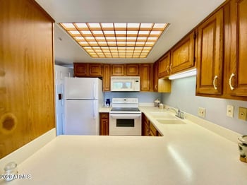 10330 Thunderbird Blvd #C319, Sun City, AZ 85351