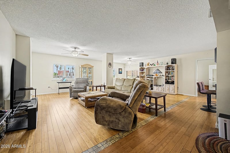 10330 Thunderbird Blvd #A209, Sun City, AZ 85351
