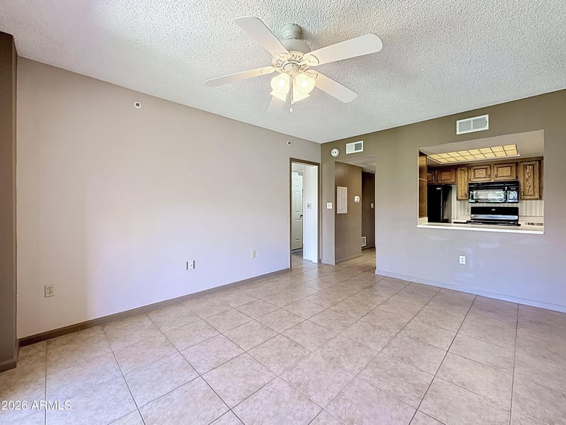 10330 Thunderbird Blvd #A304, Sun City, AZ 85351