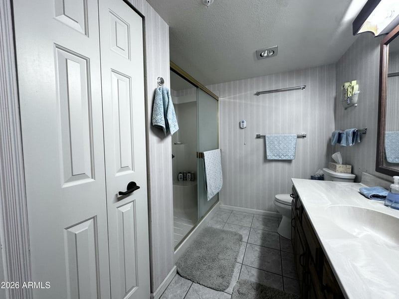 10330 Thunderbird Blvd #B110, Sun City, AZ 85351