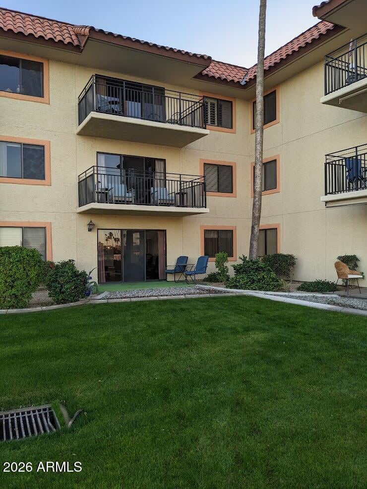 10330 Thunderbird Blvd #B113, Sun City, AZ 85351