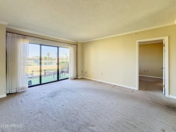 10330 Thunderbird Blvd #B114, Sun City, AZ 85351