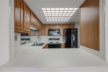 10330 W Thunderbird Blvd #B307, Sun City, AZ 85351