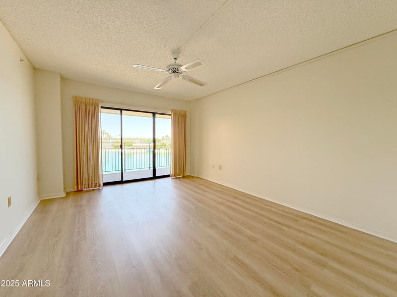 10330 W Thunderbird Blvd #B313, Sun City, AZ 85351
