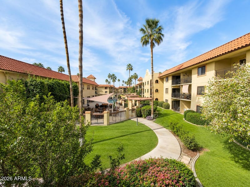 10330 Thunderbird Blvd #C202, Sun City, AZ 85351