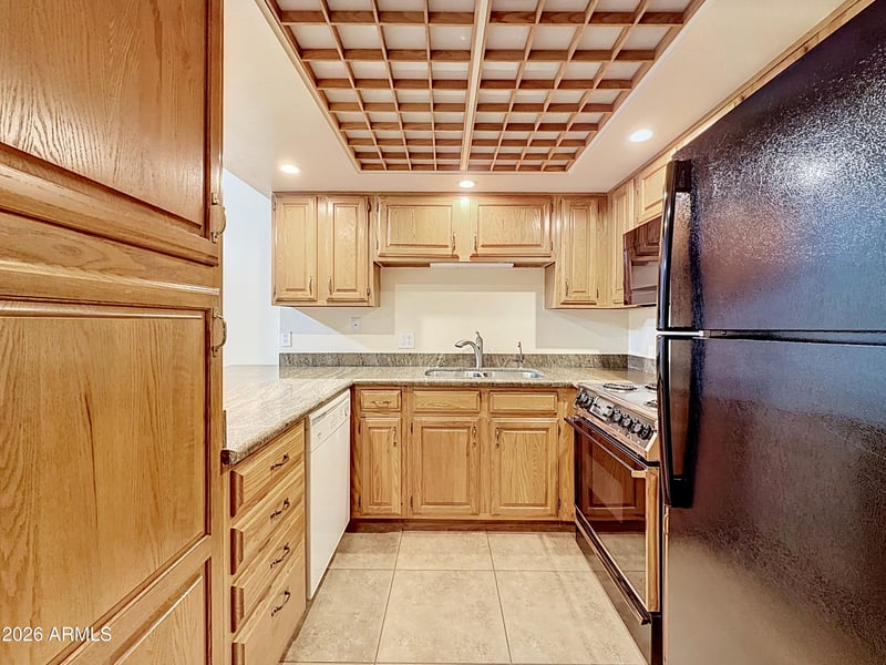 10330 Thunderbird Blvd #C228, Sun City, AZ 85351