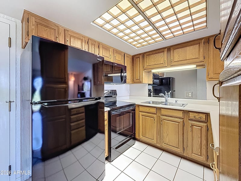 10330 Thunderbird Blvd #C318, Sun City, AZ 85351