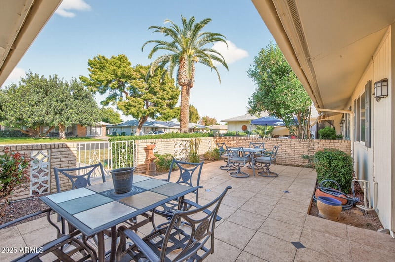 10331 Prairie Hills Cir, Sun City, AZ 85351