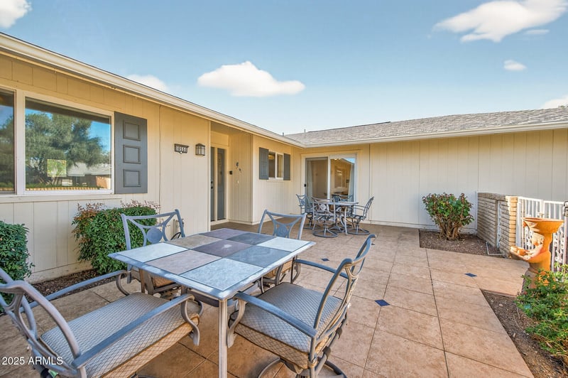 10331 Prairie Hills Cir, Sun City, AZ 85351