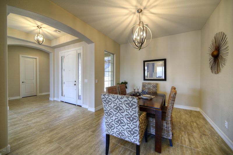 10333 E Bergeron Ave, Mesa, AZ 85212